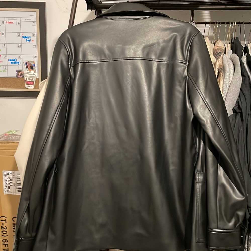 Calvin Klein leather jacket - image 4