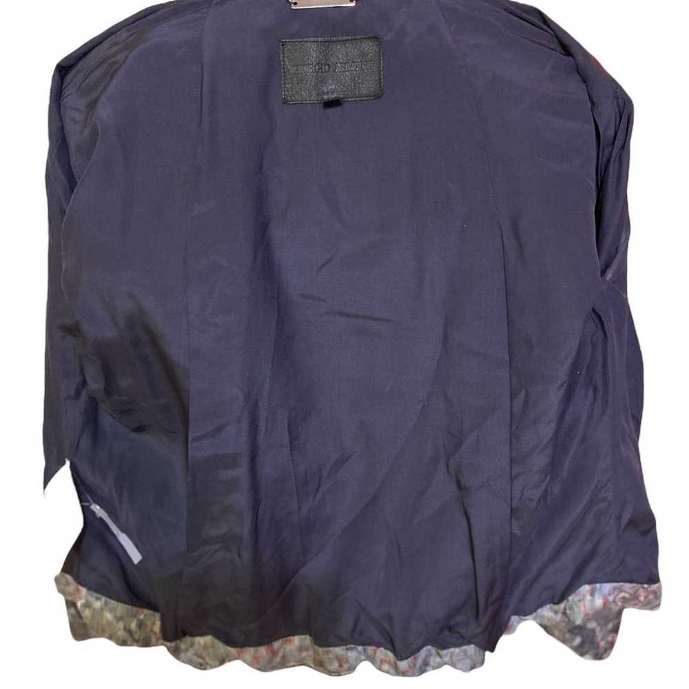 Giorgio Armani Cropped Jacket with Silk Lining It… - image 12