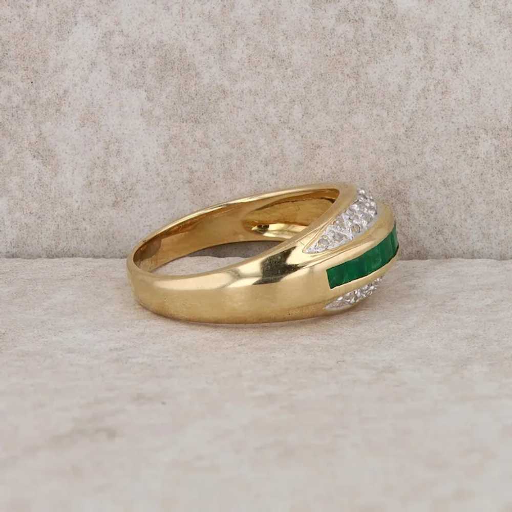 14k Yellow Gold Diamond and Emerald Domed Ring - image 4