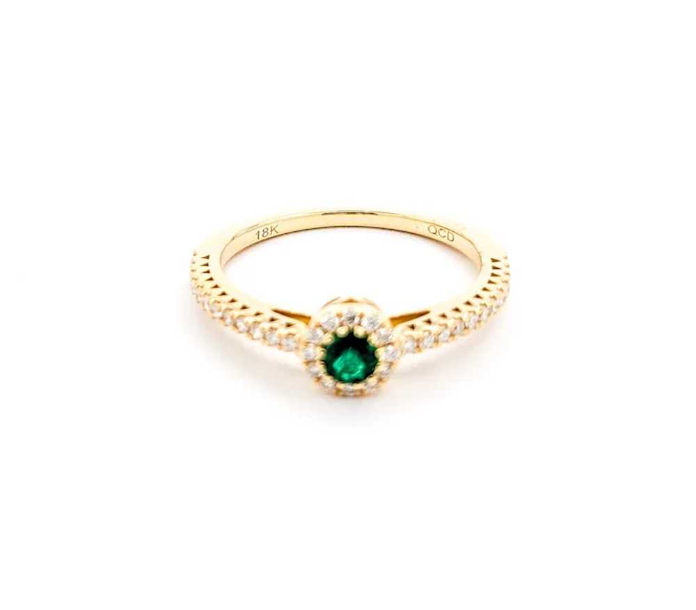 0.13ct green Emerald and Diamond Halo in 18k Yell… - image 3