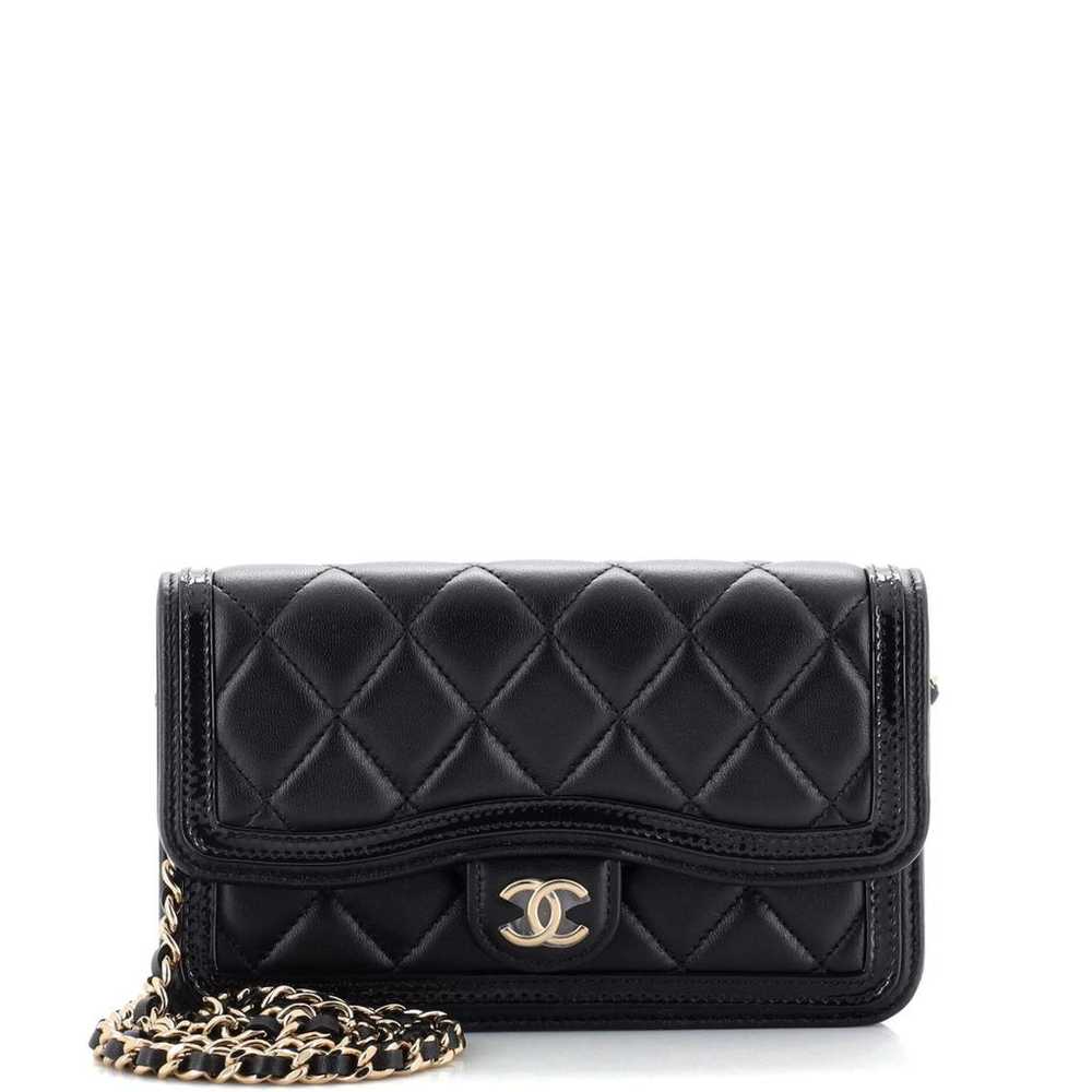 Chanel Patent leather crossbody bag - image 1