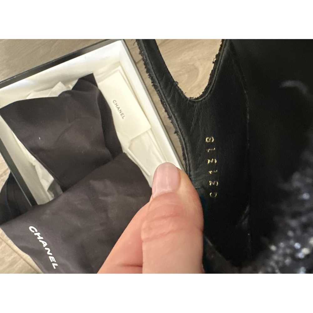 Chanel Tweed heels - image 10