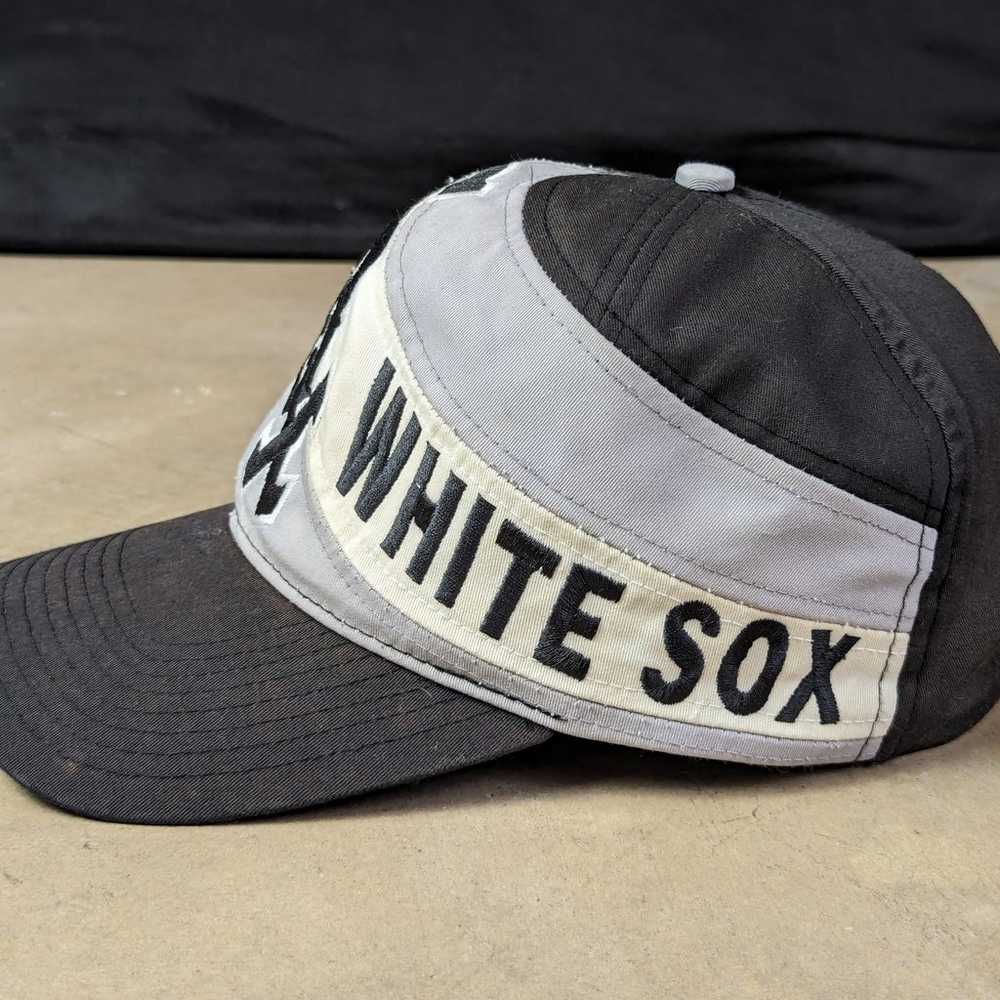 Chicago White Sox Vintage 90's  Swirl Snapback Hat - image 3