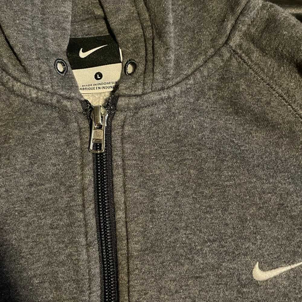 Vintage Nike grey zip up jacket hoodie - image 3