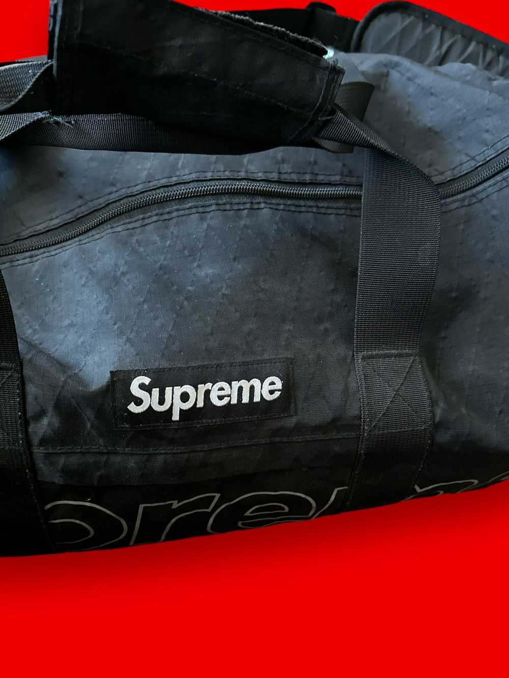 Supreme Supreme duffel bag - image 5