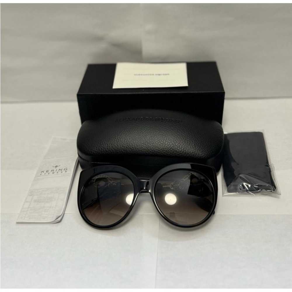 Alexander McQueen Oversized sunglasses - image 9