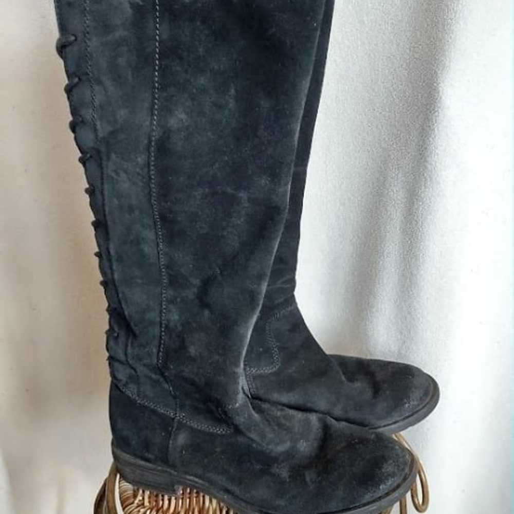 Suede Tall  Boots 6.5M, Knee High, Lace Up Back - image 4