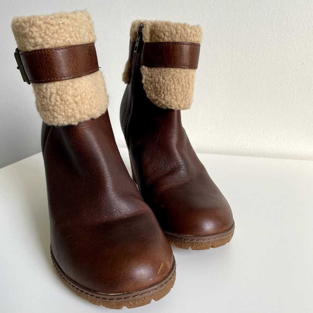 NWOT Timberland Brown Leather Bootie with Shearli… - image 2
