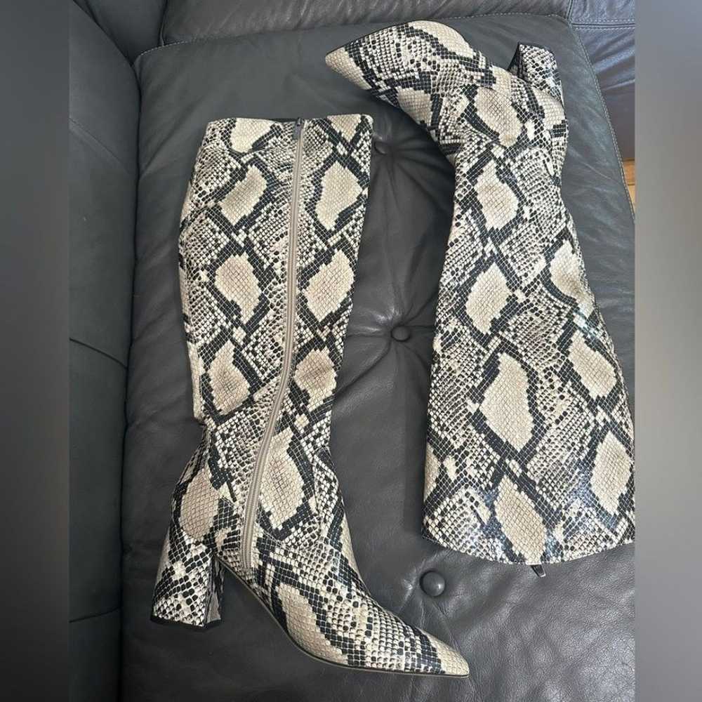 MARC FISHER Retie Snake Skin Boots 8.5 - image 3