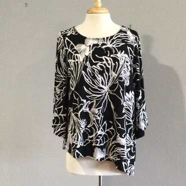 Chicos Easywear by Chico's Black/White Floral Blou