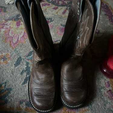 Ariat boots women size 6