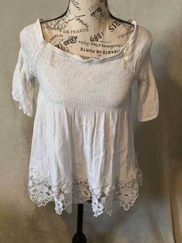 Rue 21 (Rue 21) Top: Size Large