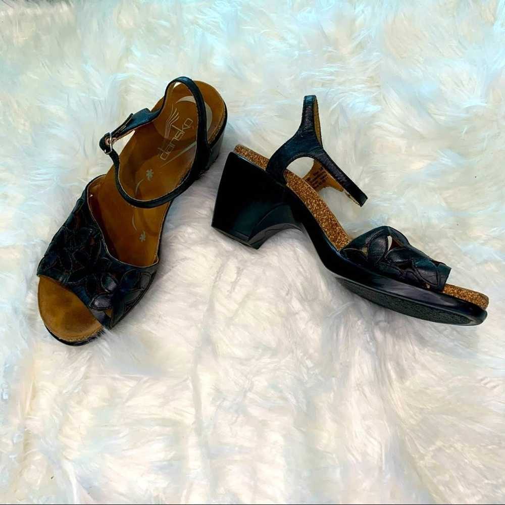 Dansko flower heels leather black - image 1