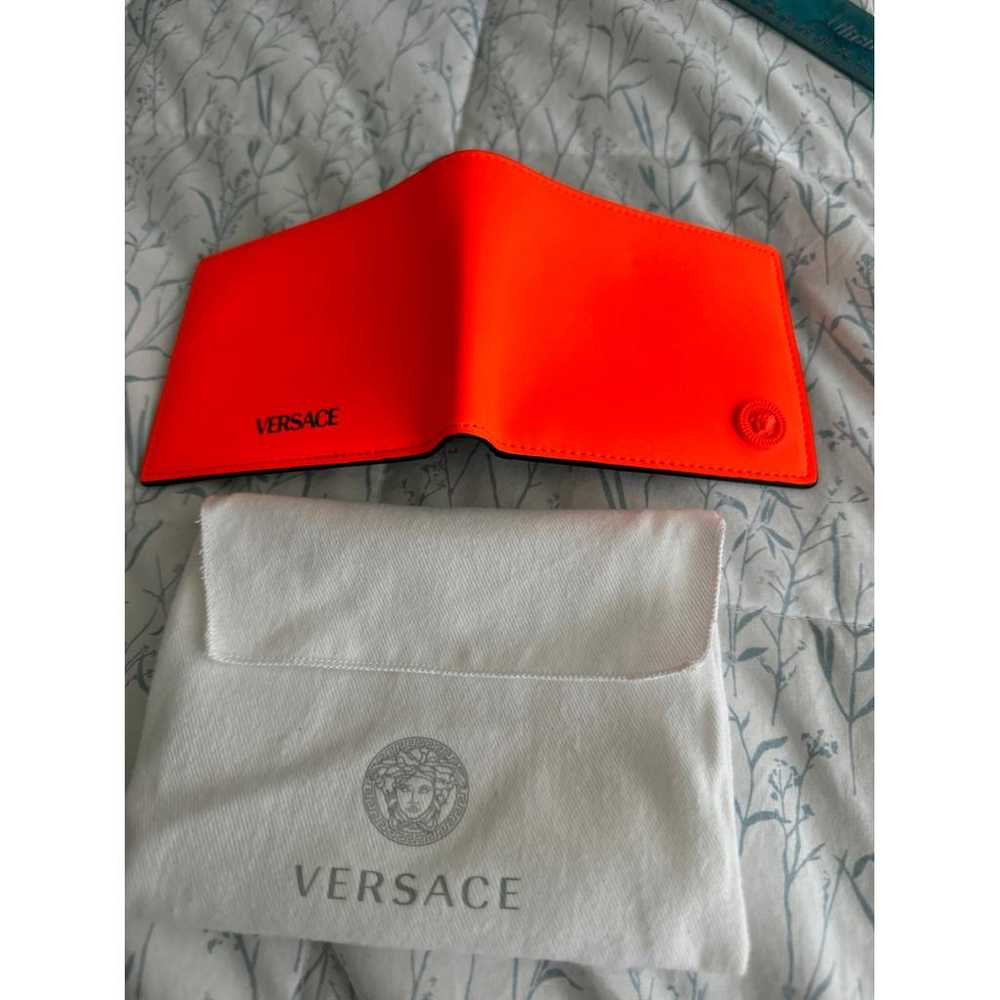 Versace La Medusa leather small bag - image 4