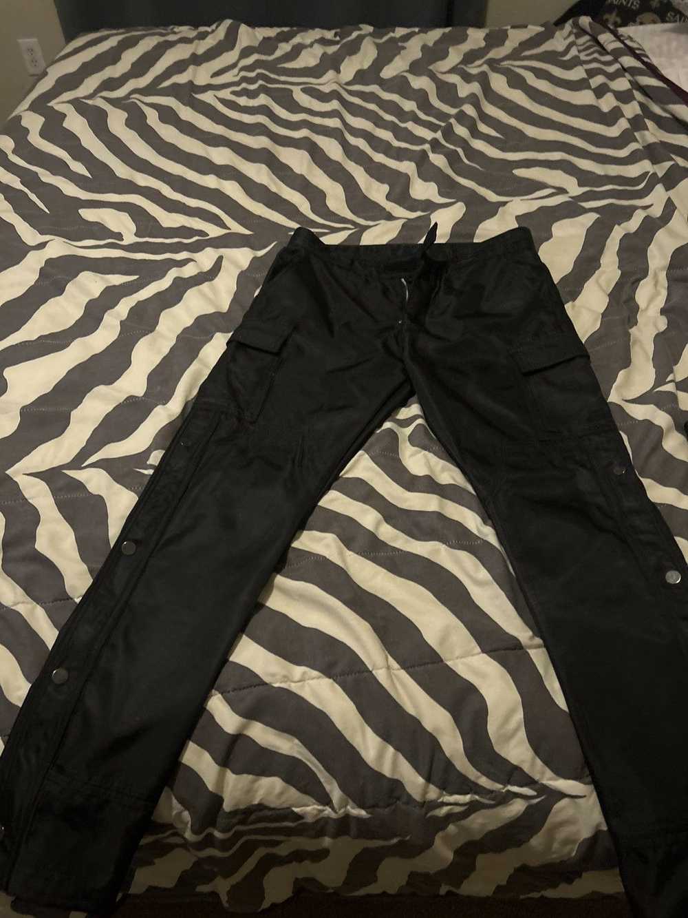 MNML MNML Cargo Style Pants - image 3