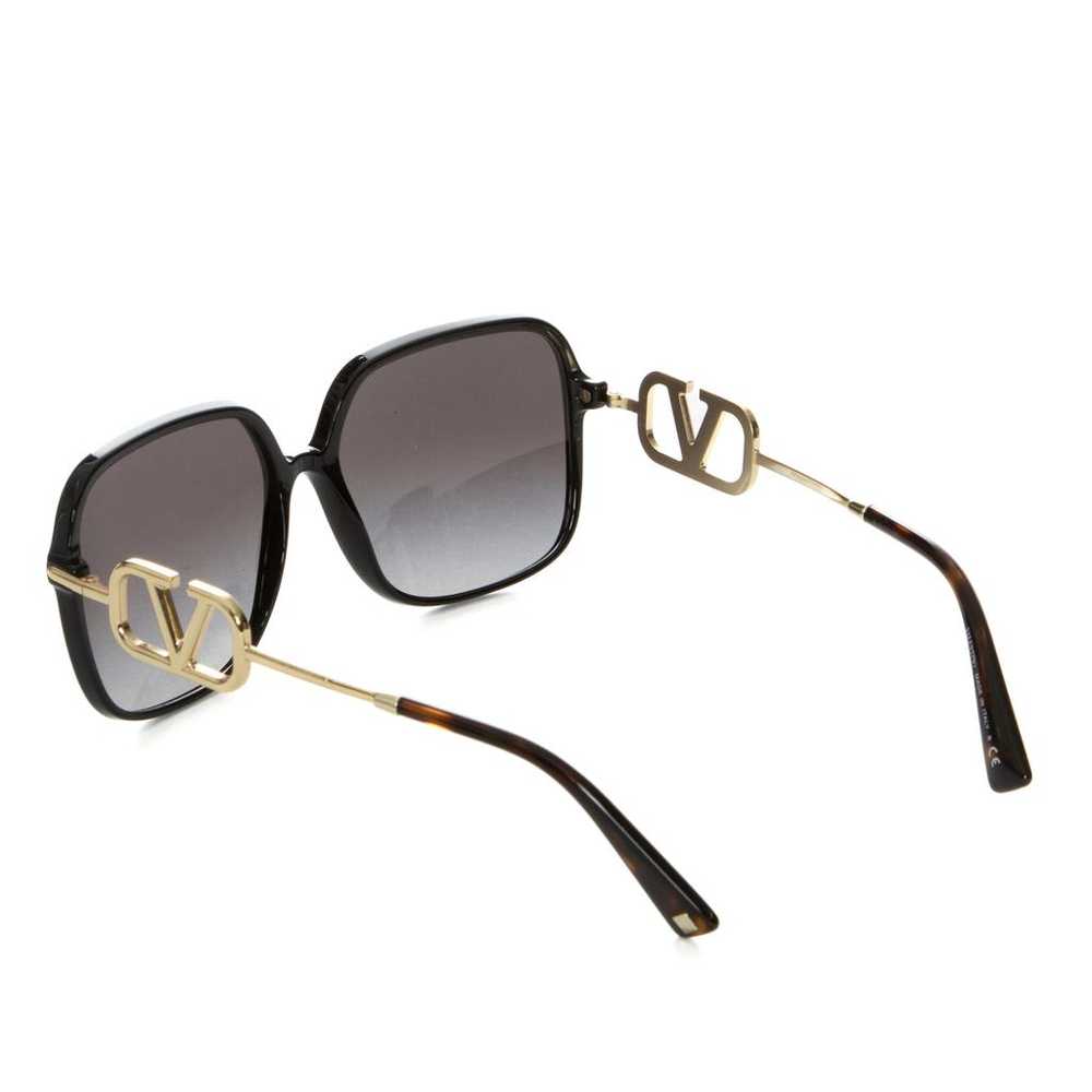 Valentino Garavani Oversized sunglasses - image 3