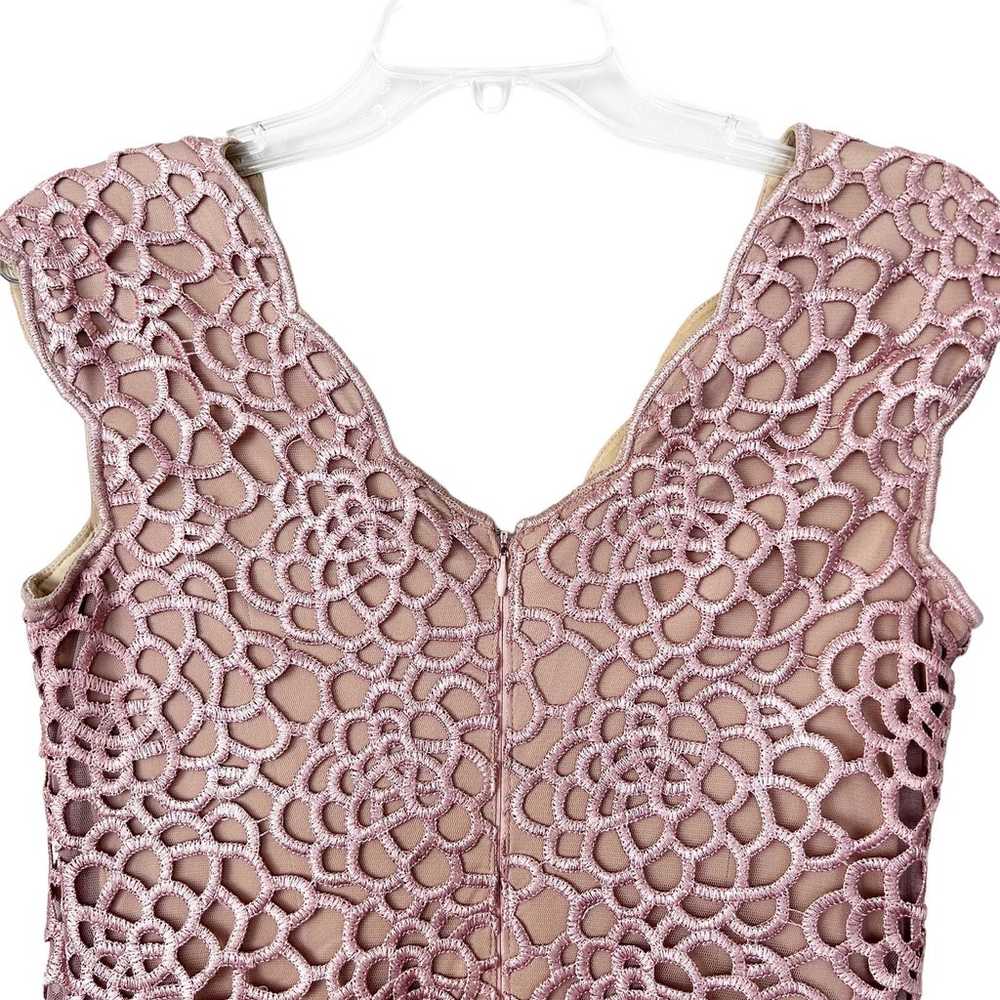 Tadashi Shoji Pink Lace Crochet Sheath Dress Sz 6 - image 6