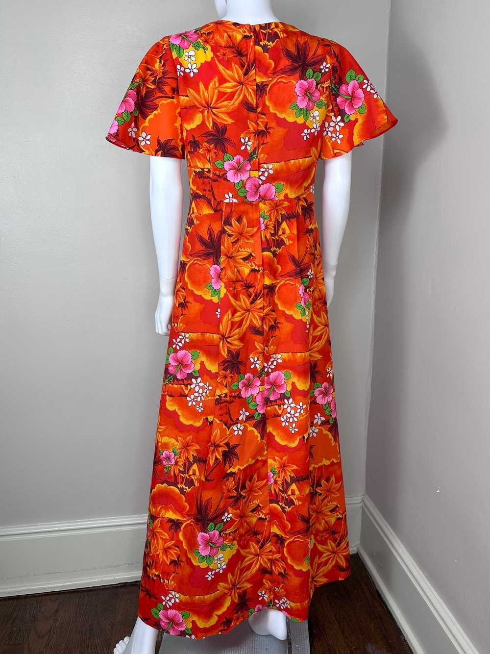 1970s Orange Tropical Floral Maxi Dress, Royal Ha… - image 4