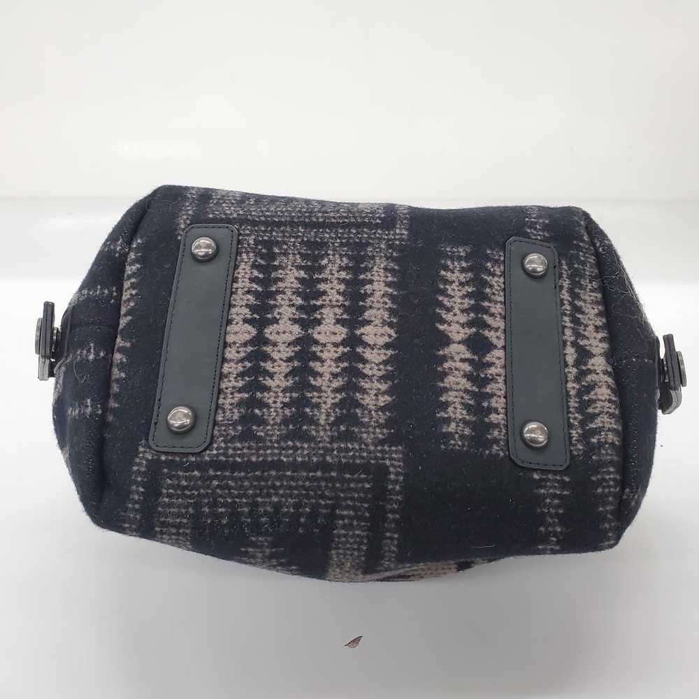 Pendleton Wool & Black Leather Travel Dopp Kit - image 5