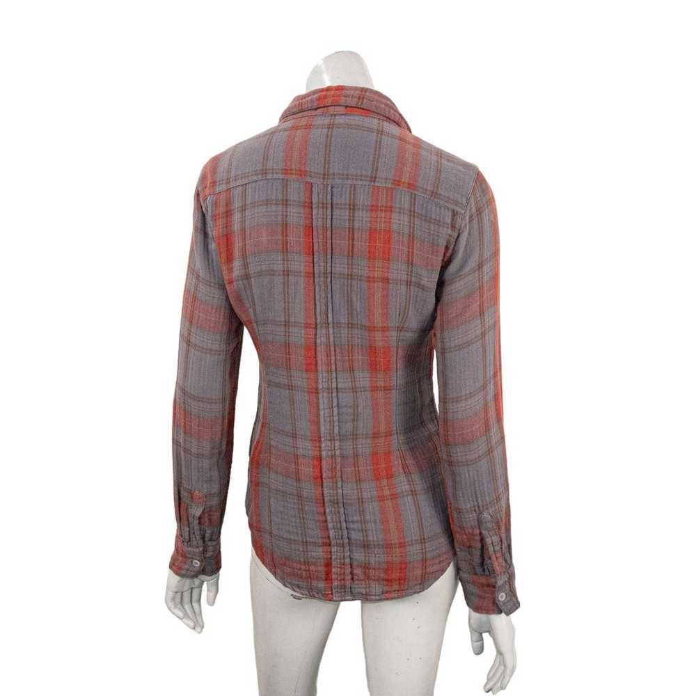 CP Shades Women's Button up flannel Shirt in Gray… - image 4