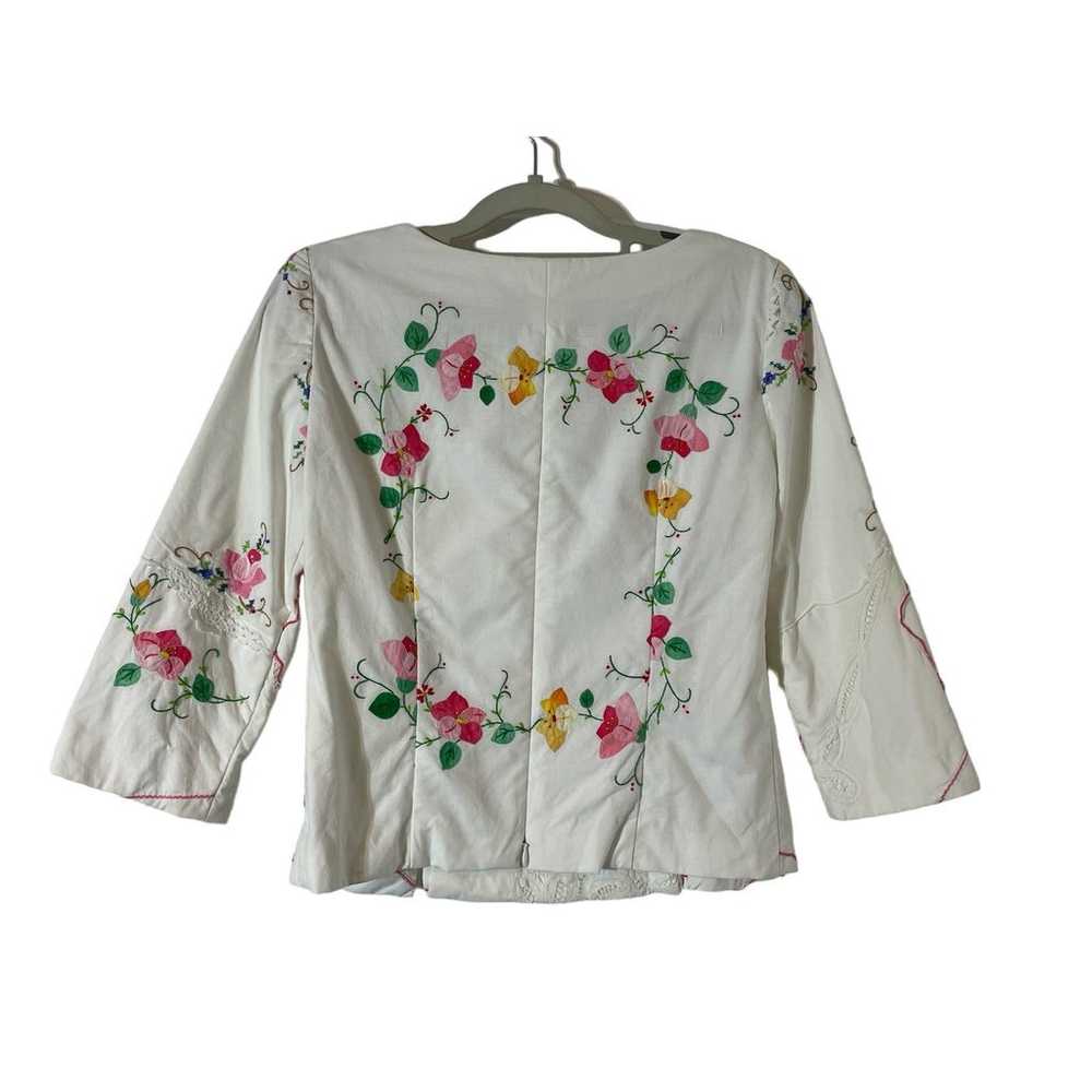 Handmade Floral Embroidered Upcycled Vintage Line… - image 5