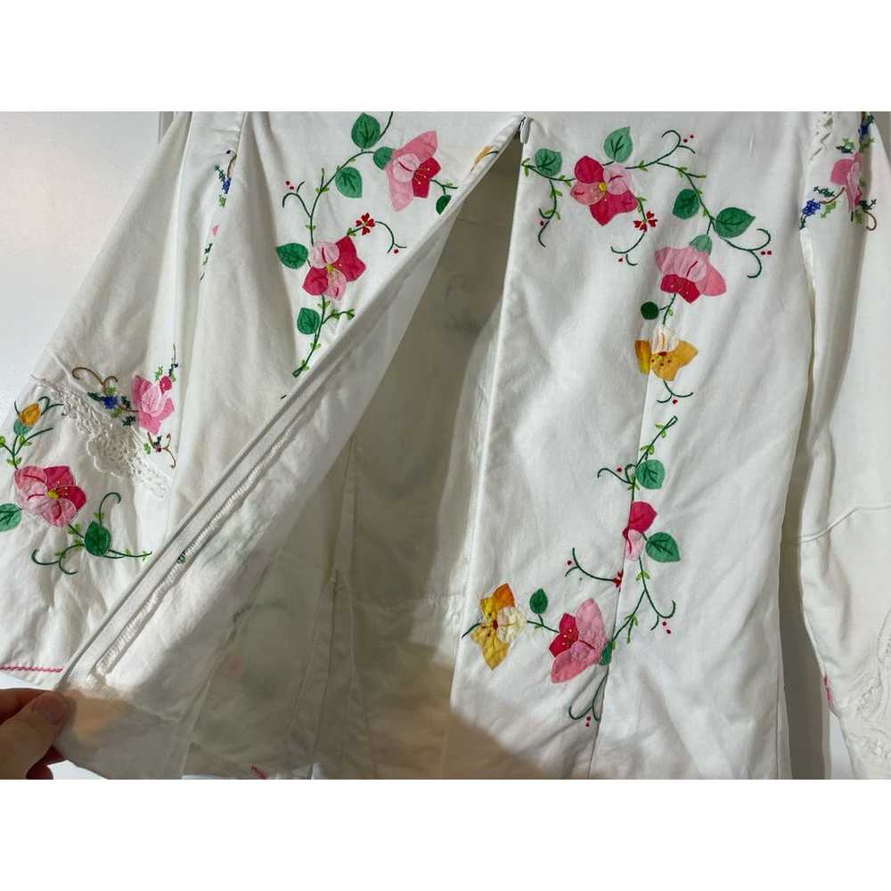 Handmade Floral Embroidered Upcycled Vintage Line… - image 6
