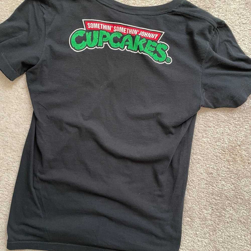 Women’s Johnny Cupcakes TMNT vintage XL tee Limit… - image 4