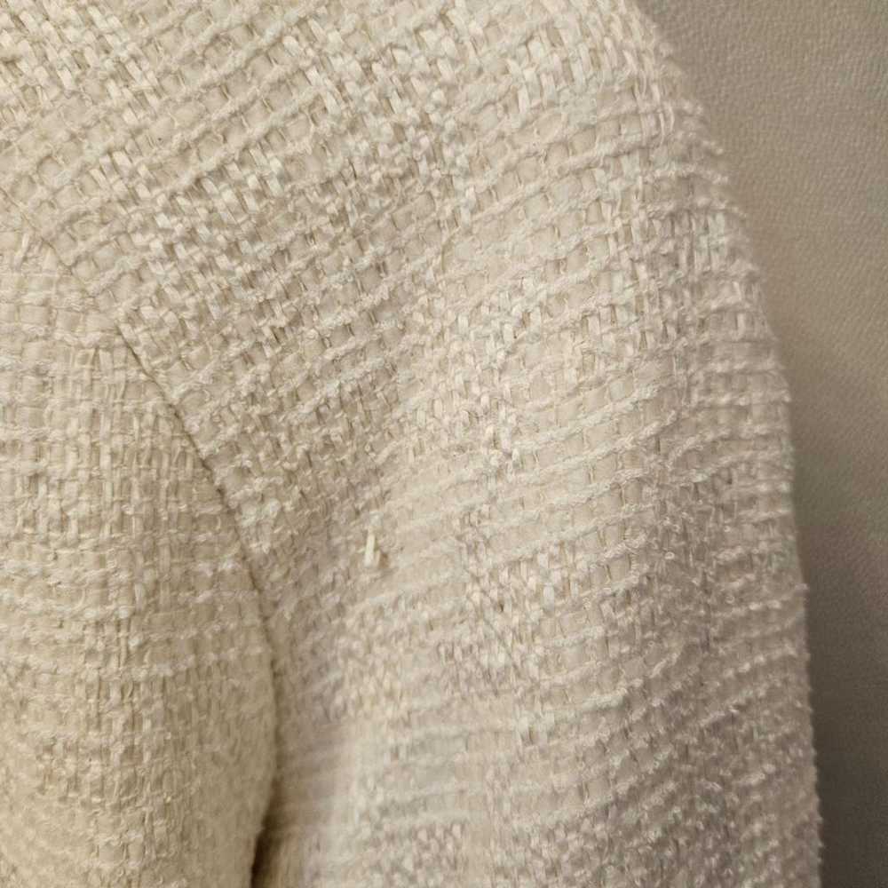 Chanel Tweed blazer - image 4
