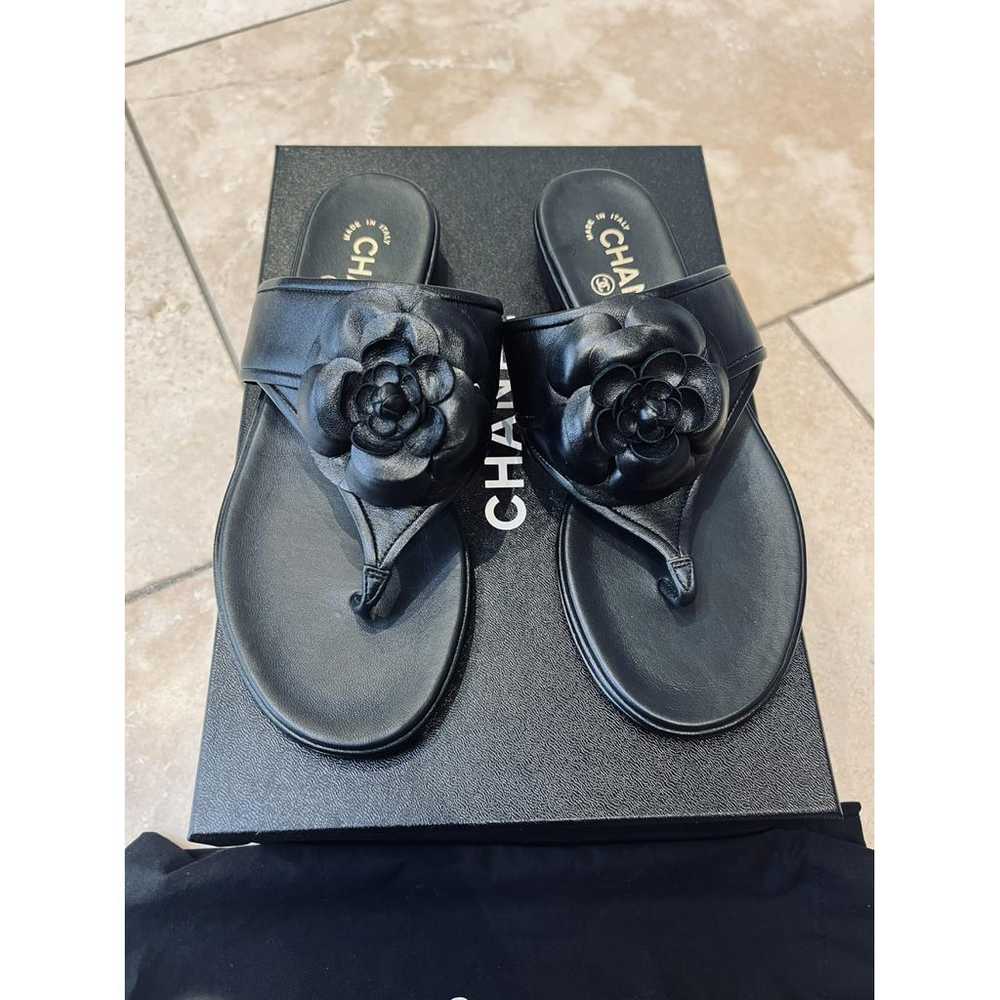 Chanel Leather flip flops - image 7