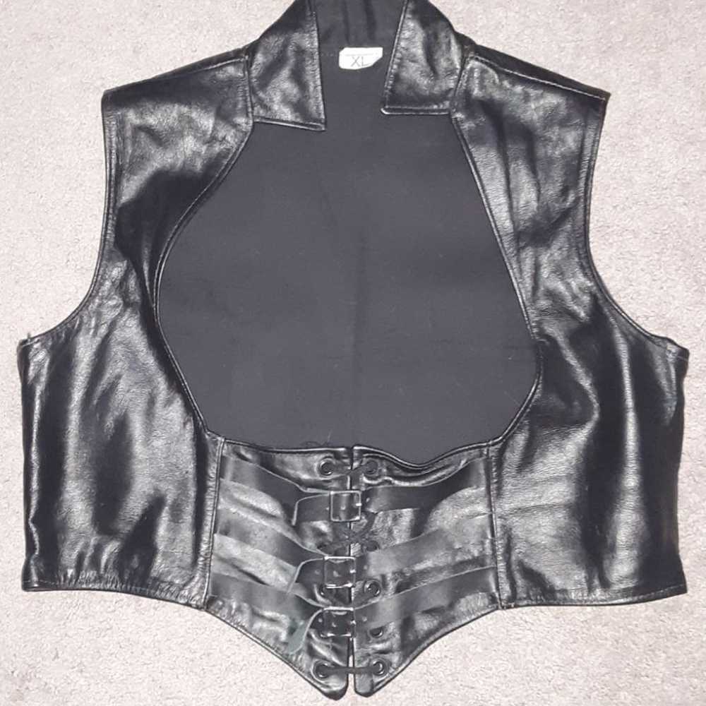 Renaissance Leather Vest - image 3