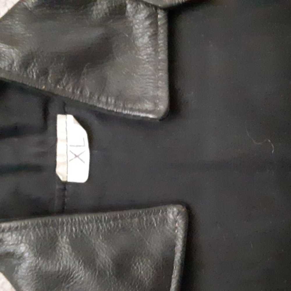 Renaissance Leather Vest - image 4