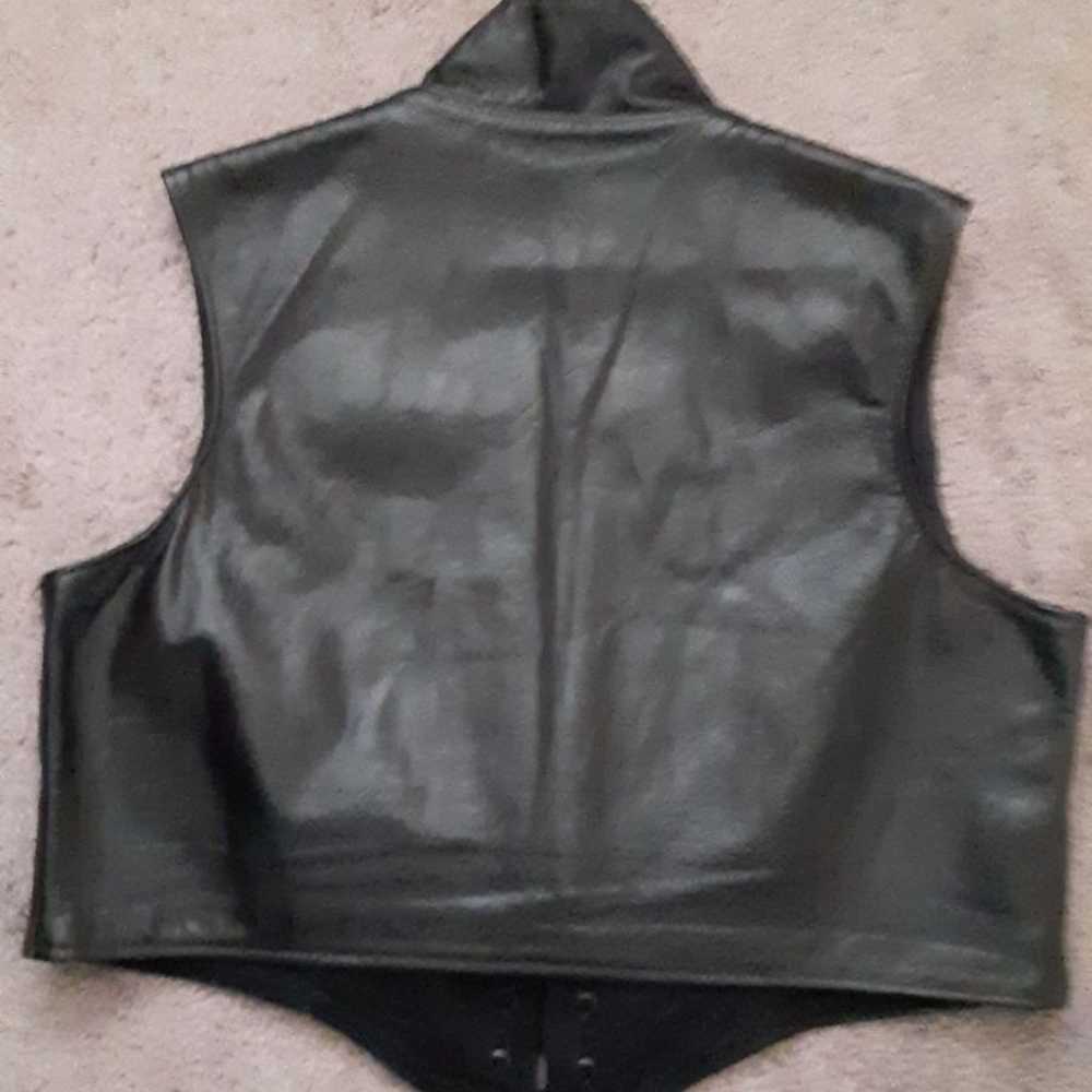 Renaissance Leather Vest - image 5