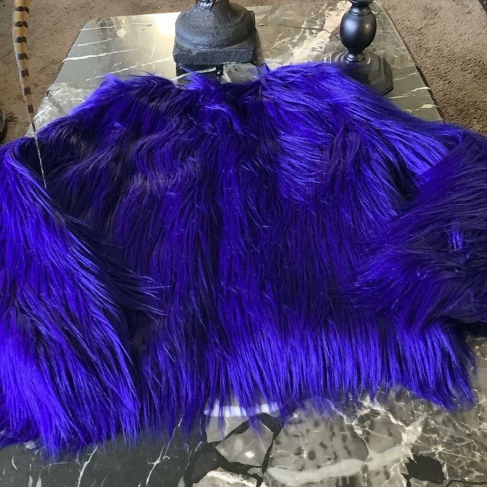 Unreal fur dream navy blue faux fur jacket size m - image 2