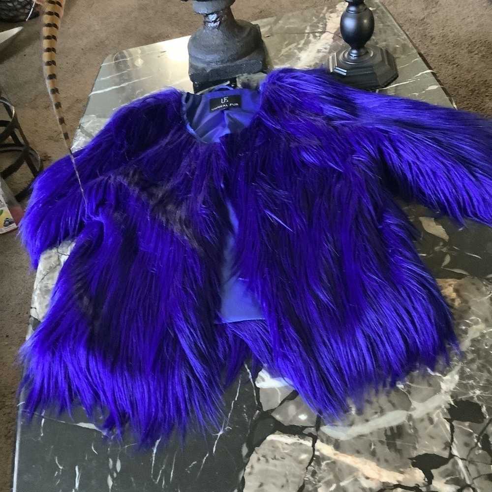 Unreal fur dream navy blue faux fur jacket size m - image 4