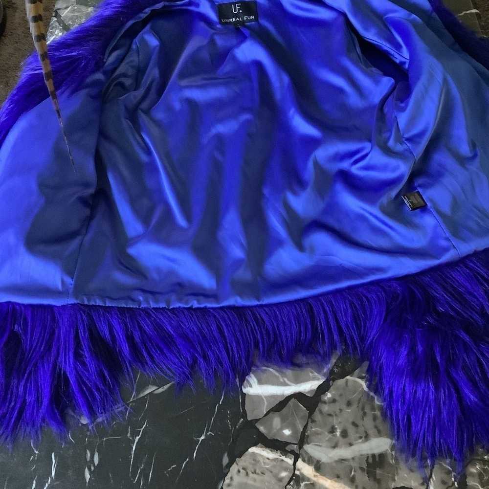 Unreal fur dream navy blue faux fur jacket size m - image 5