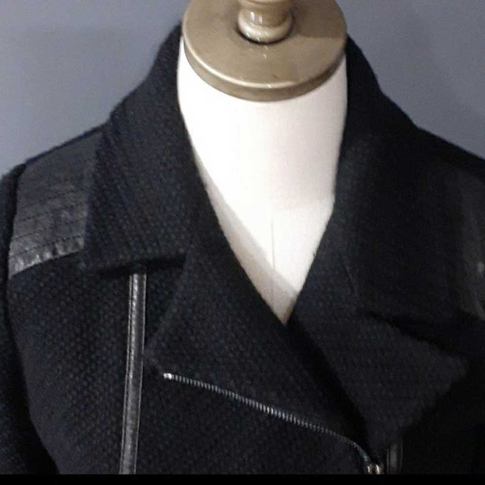 Vince black short wool blend jacket size M - image 5