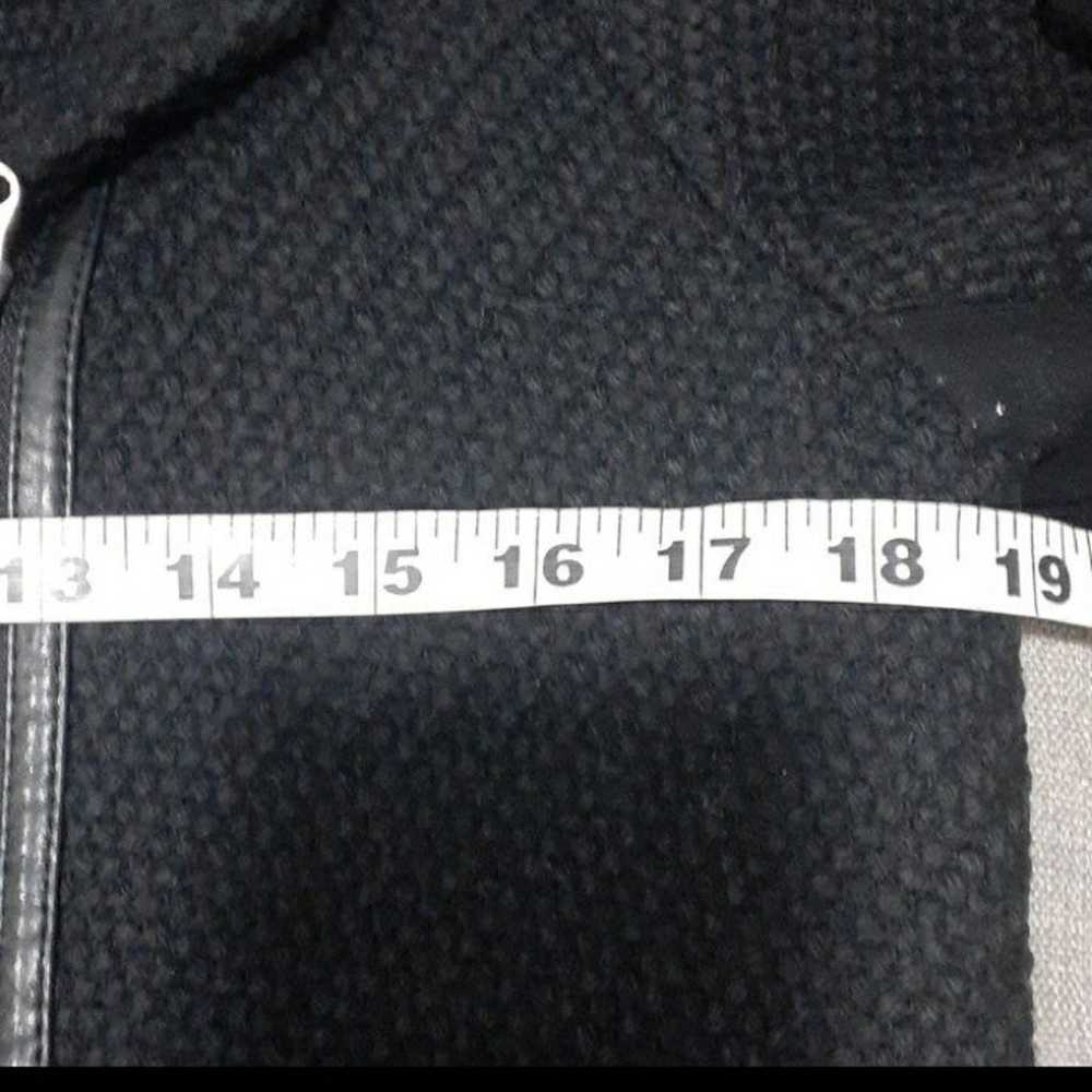 Vince black short wool blend jacket size M - image 9