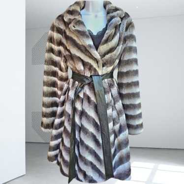 Women's Chinchilla Color Faux Fur Coat 

by Curati