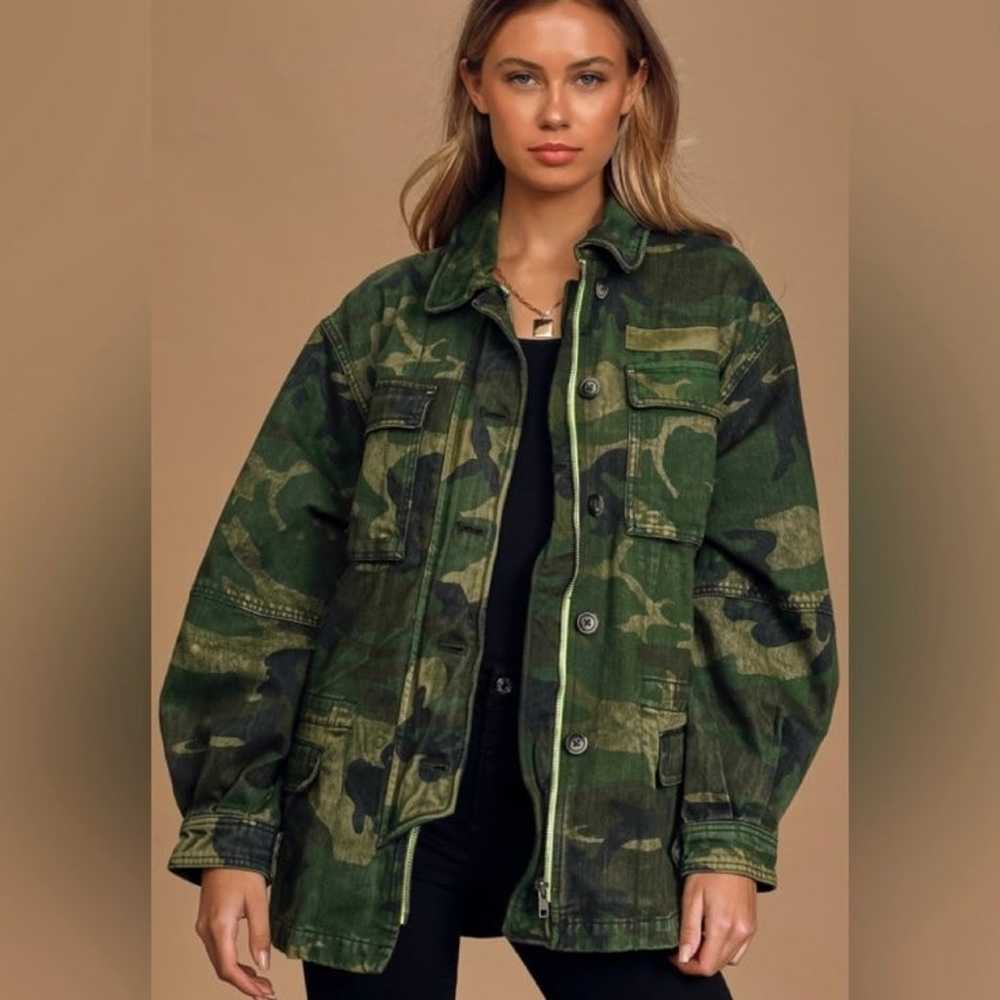 Free People Seize The Day Camo Jacket xs - image 3