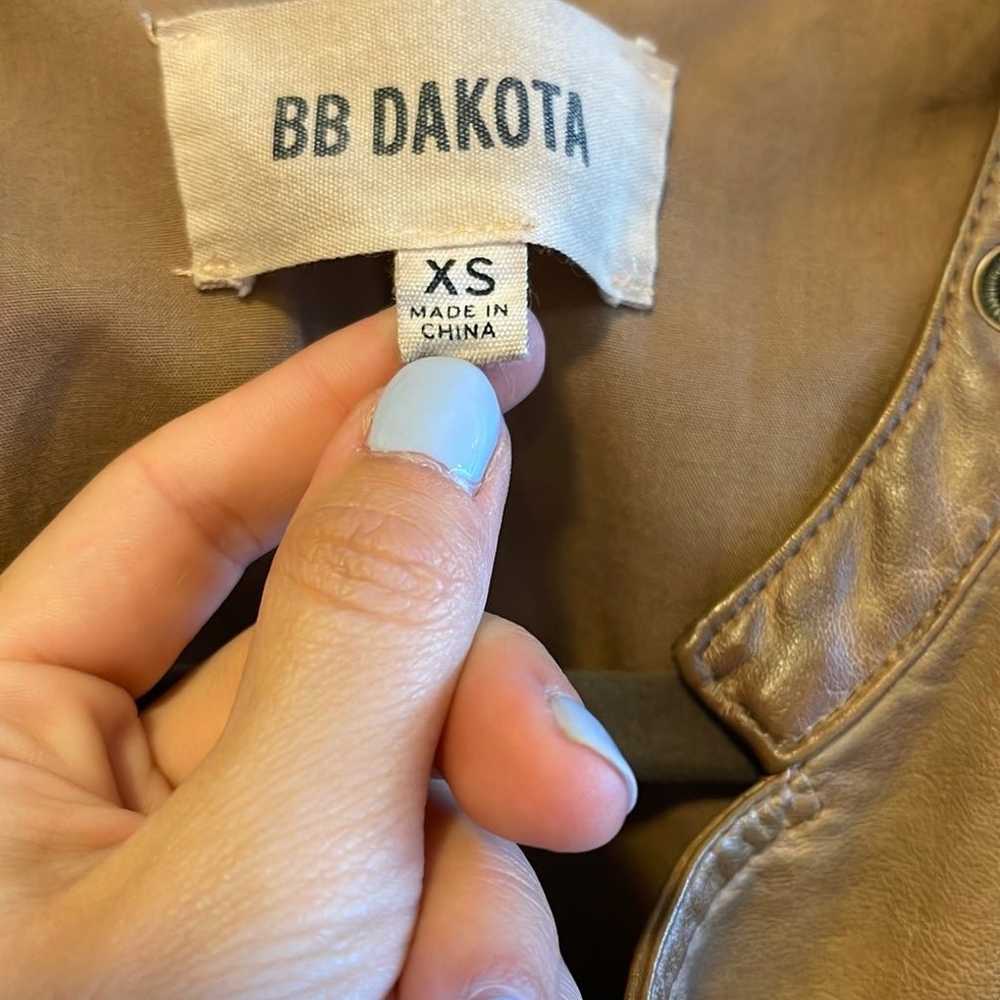 BB Dakota leather jacket, XS, tan, great condition - image 2