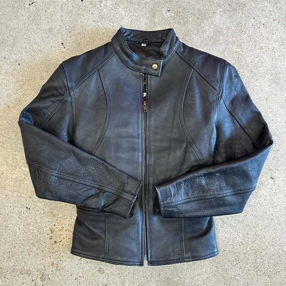 Vintage black leather motorcycle jacket - image 2