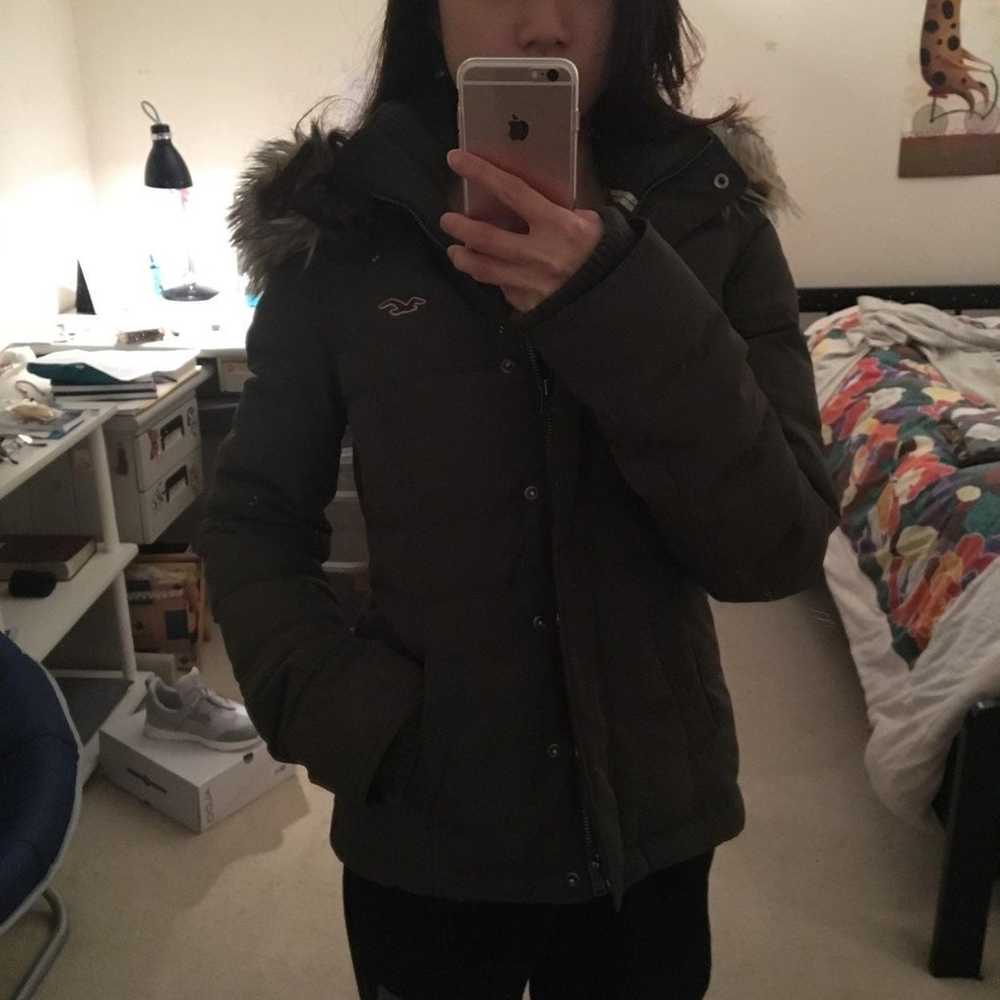 Vintage Hollister Fur Lined Down Jacket - image 3