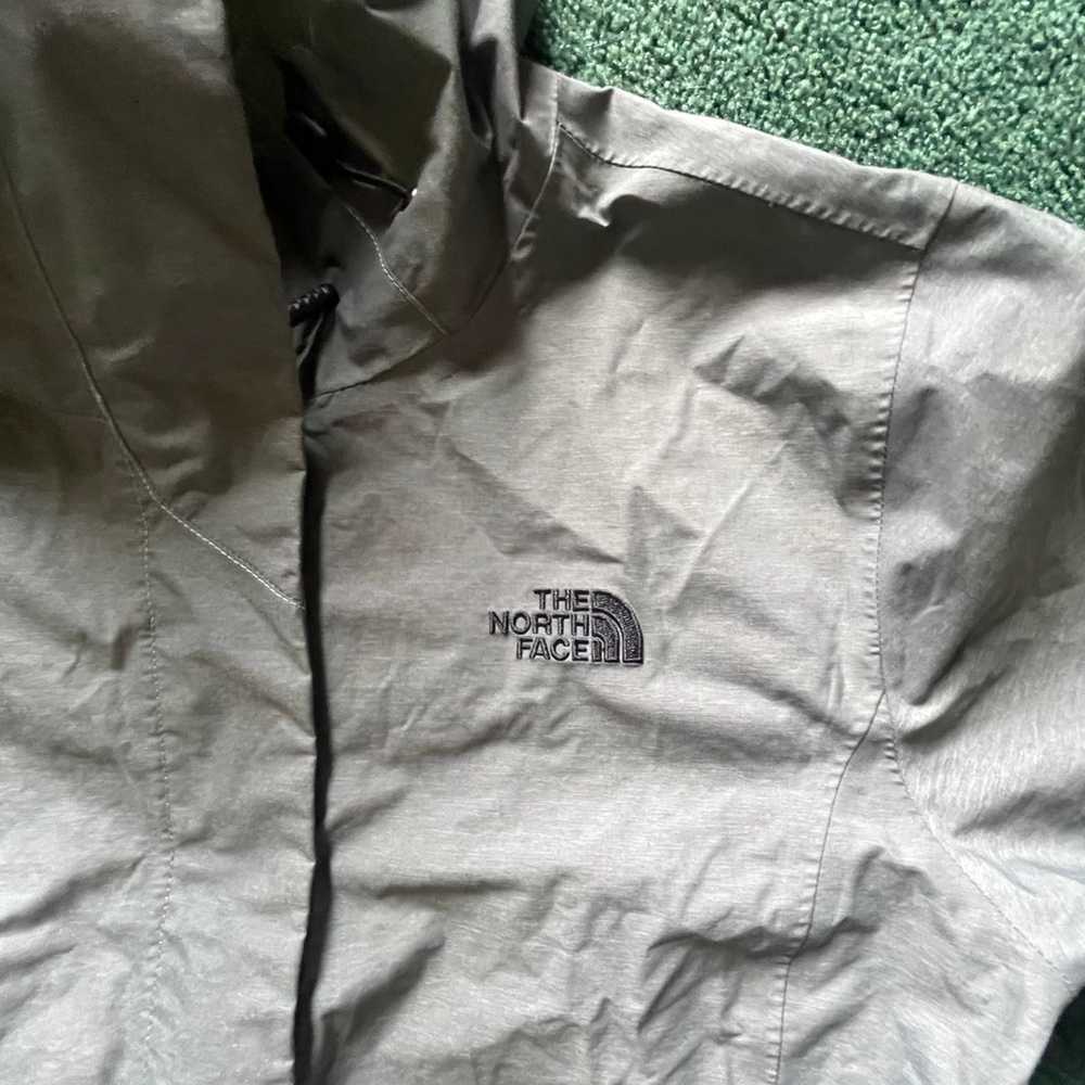 woman’s north face wind breaker - image 2