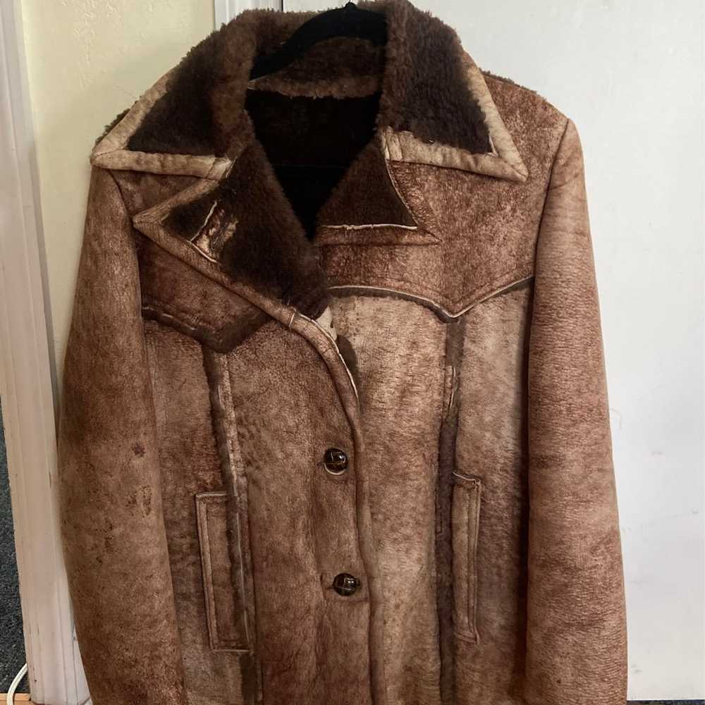 Womans Schott leather shepa lined coat - image 5