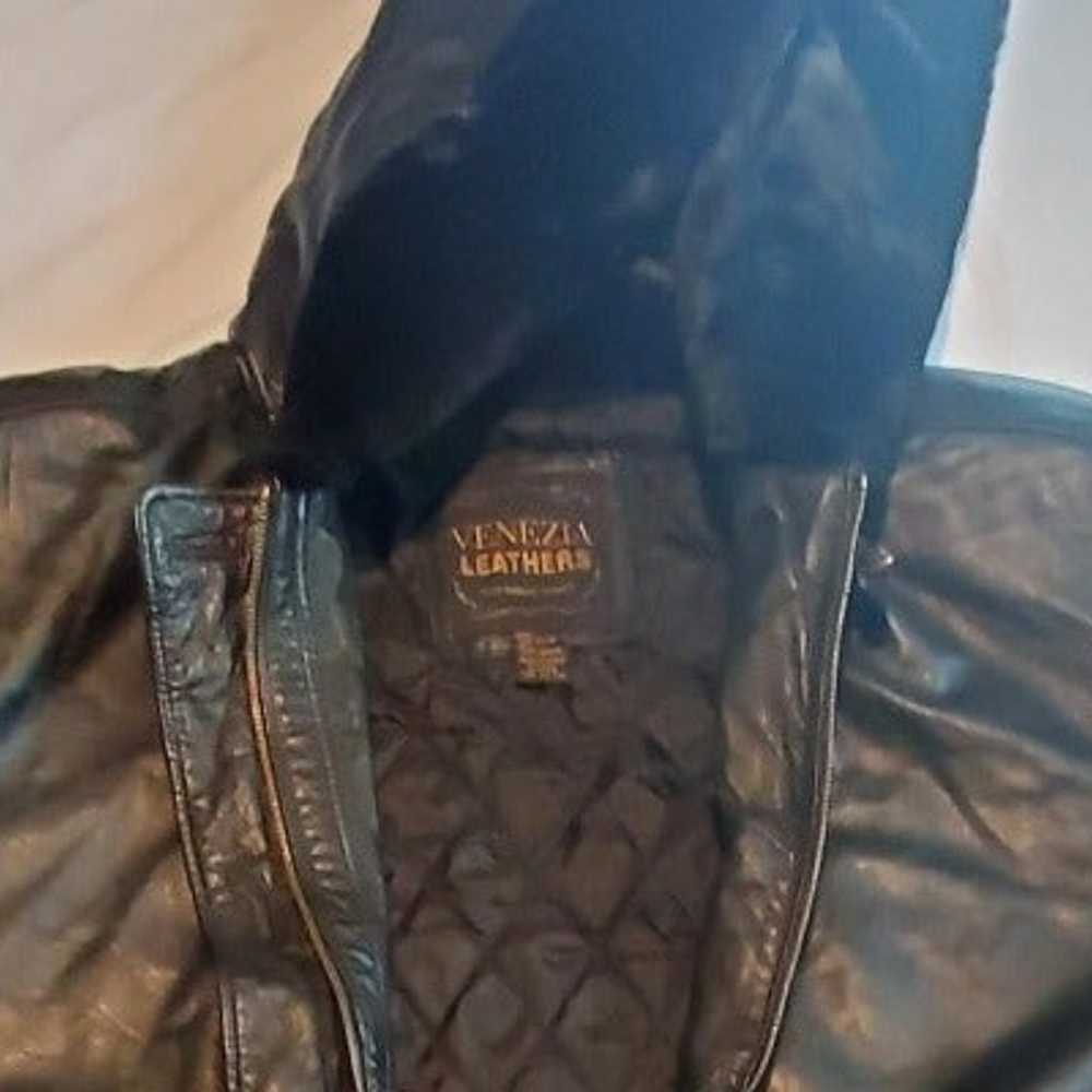 VENEZIA Black Leather Fur Trim Hood Jacket Sz 22 … - image 2