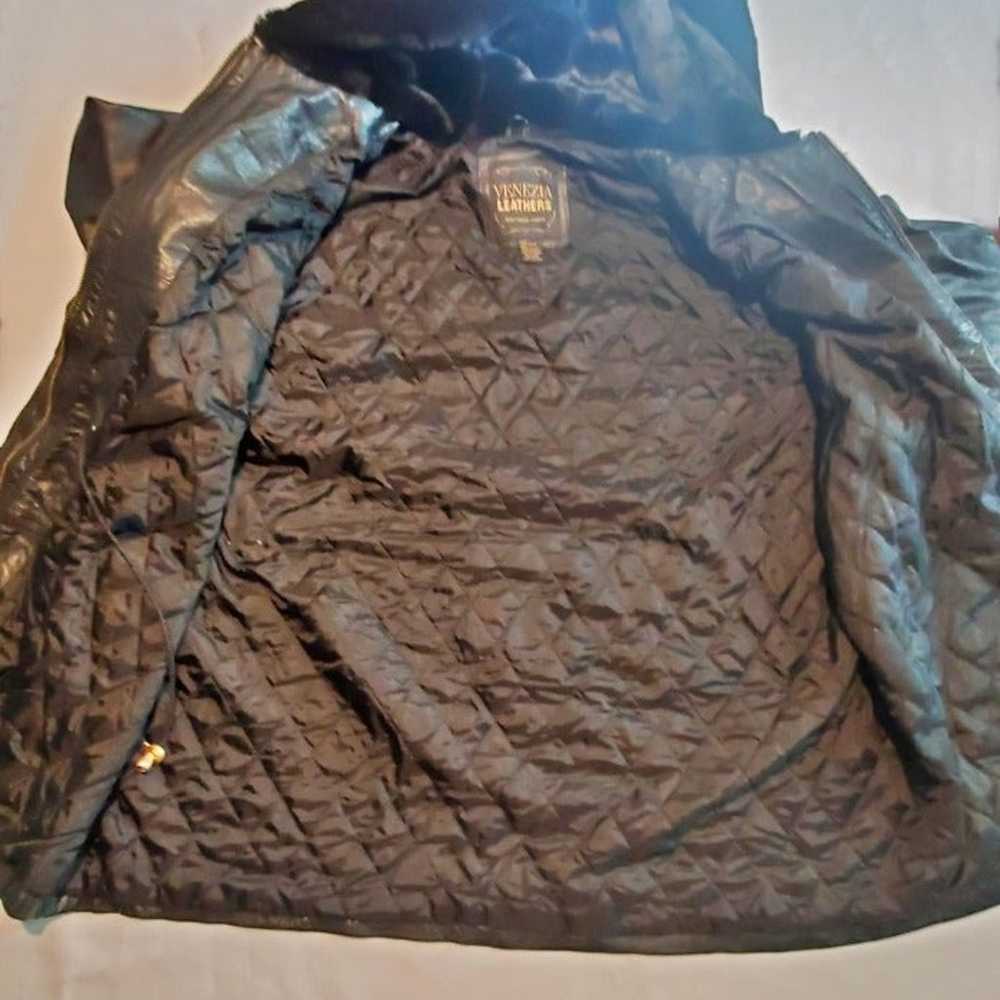 VENEZIA Black Leather Fur Trim Hood Jacket Sz 22 … - image 3
