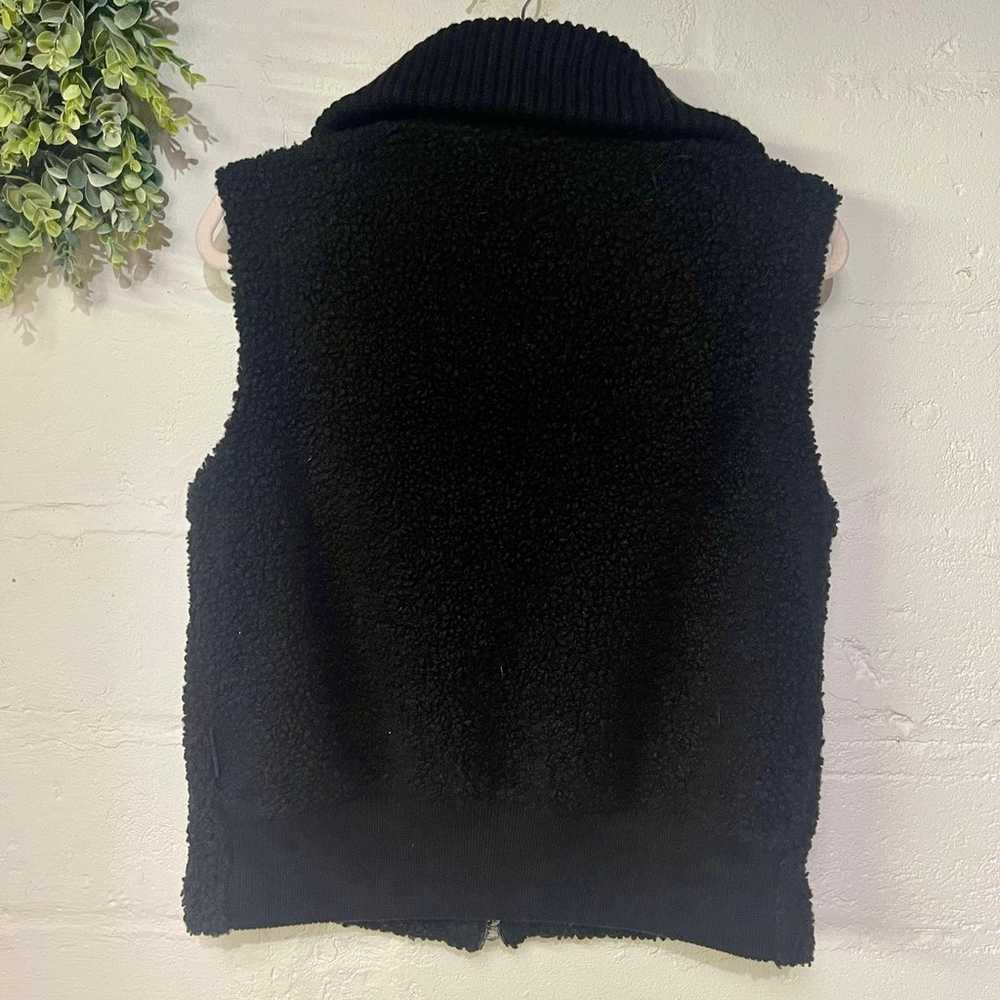 Varley•Aspen Gilet Vest•Black•Size X-Small - image 5