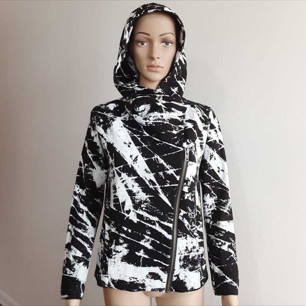 Helmut Lang Black and White Tera Hooded Jacket Si… - image 6