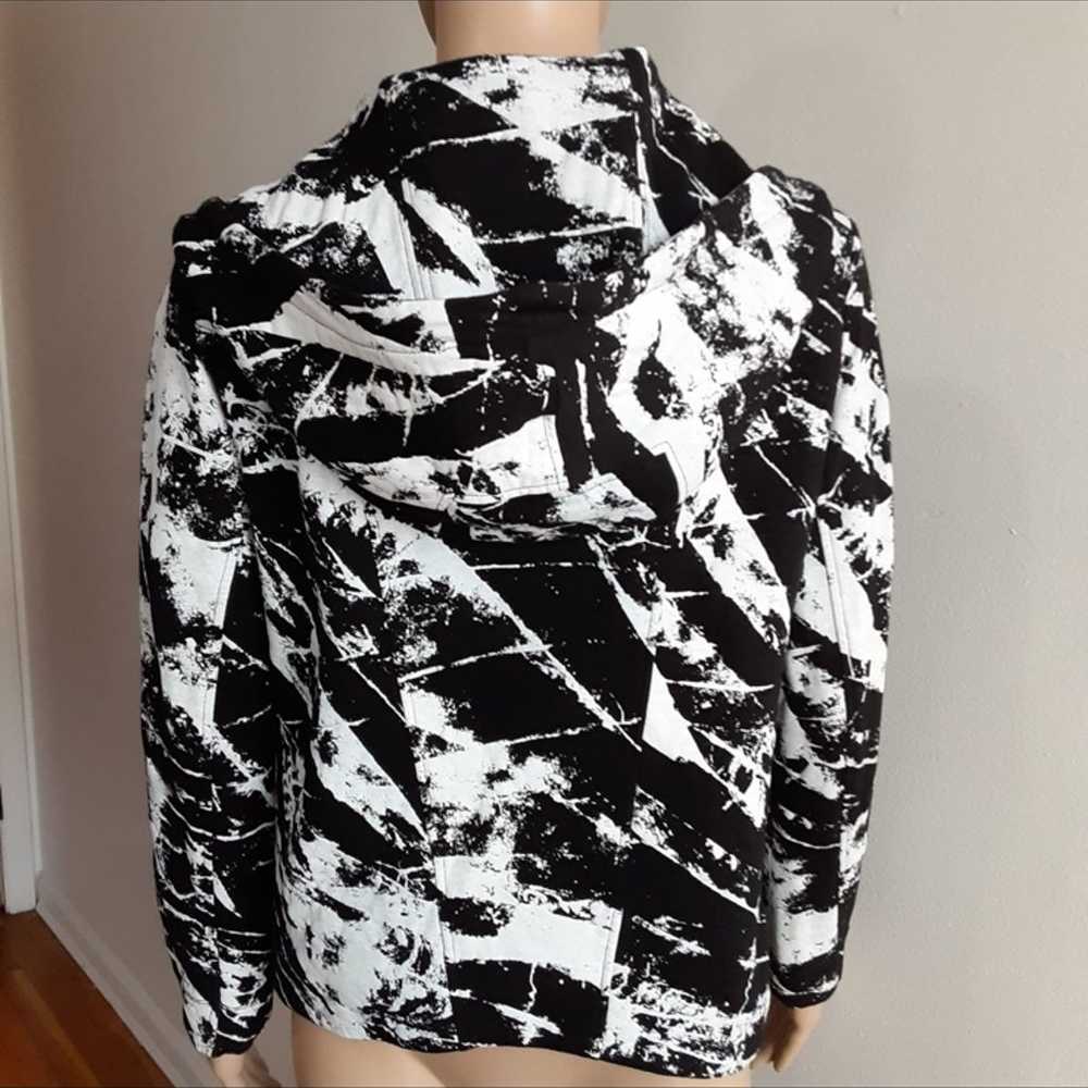 Helmut Lang Black and White Tera Hooded Jacket Si… - image 9
