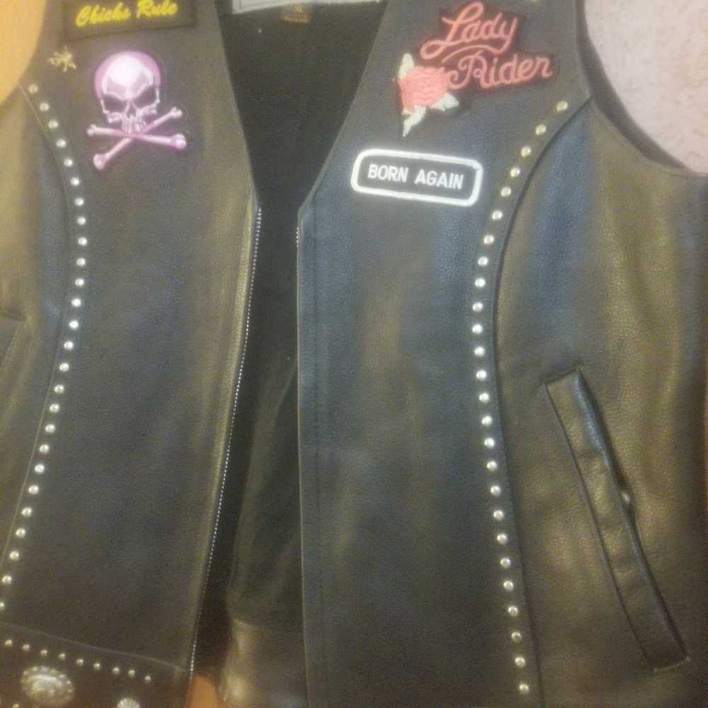 Ladies leather biker vest - image 3